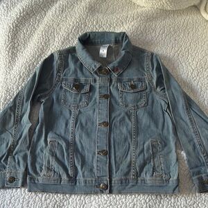Classic Light Wash Denim Jacket - Light Blue
